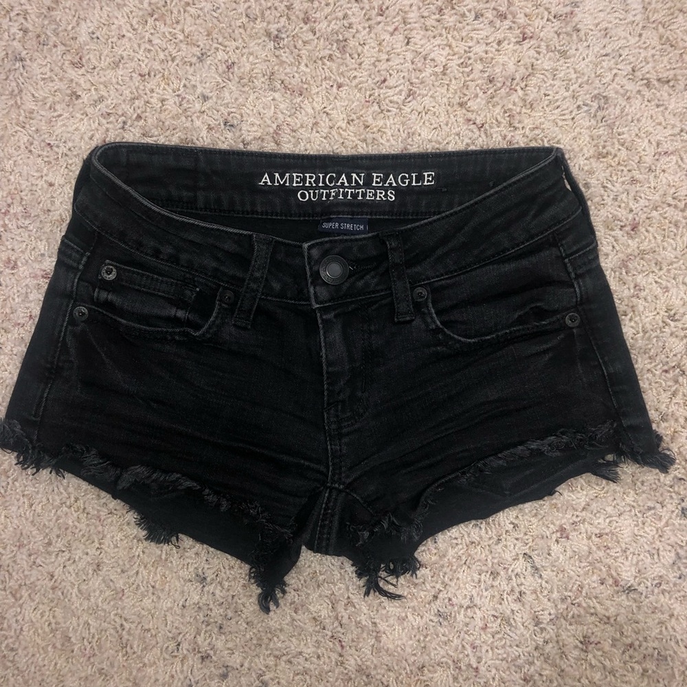 Black jean shorts!